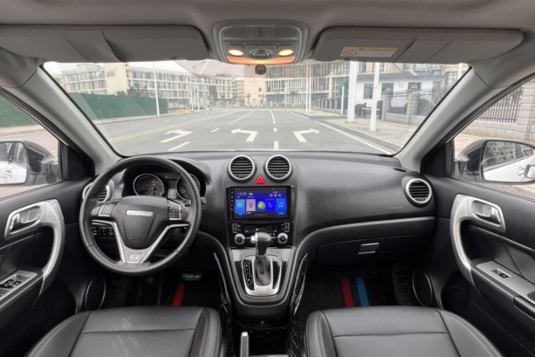 Used Haval H6 2017 Classic Edition 1.5T Automatic Two-Wheel Drive Urban Model Interior 3