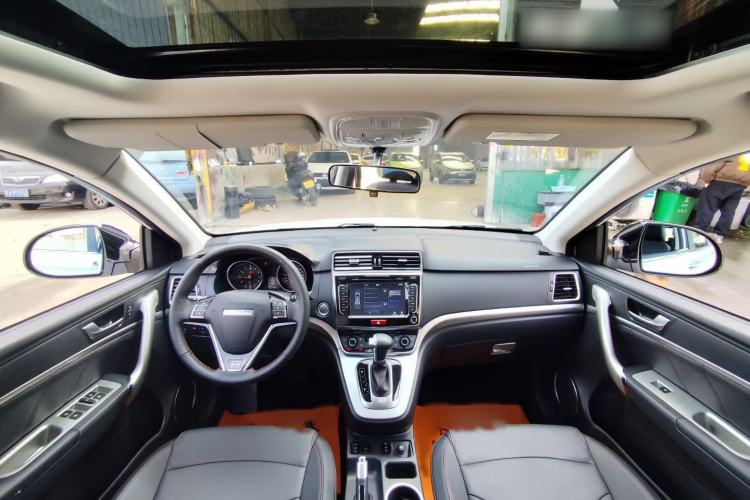 Used Haval H6 2017 Red-Label Sport Edition 1.5T Automatic Two-Wheel Drive Luxury Model Interior 3
