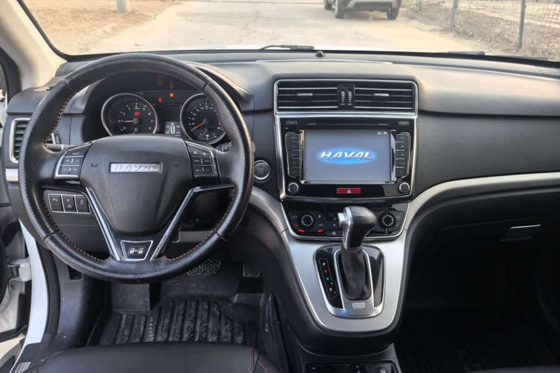 Used Haval H6 2017 Red-Label Sport Edition 1.5T Automatic Two-Wheel Drive Luxury Model Interior 3