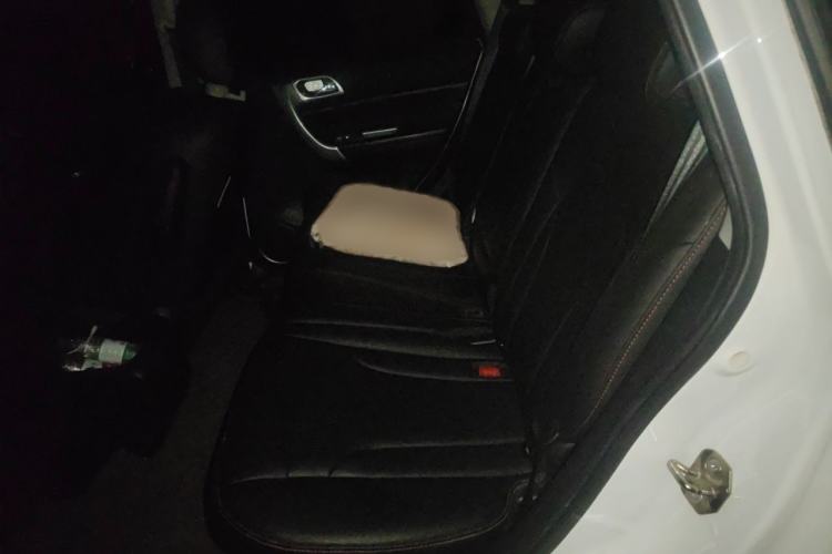 Used Haval H6 2017 Classic Edition 1.5T Automatic Two-Wheel Drive Elite Model Interior 4