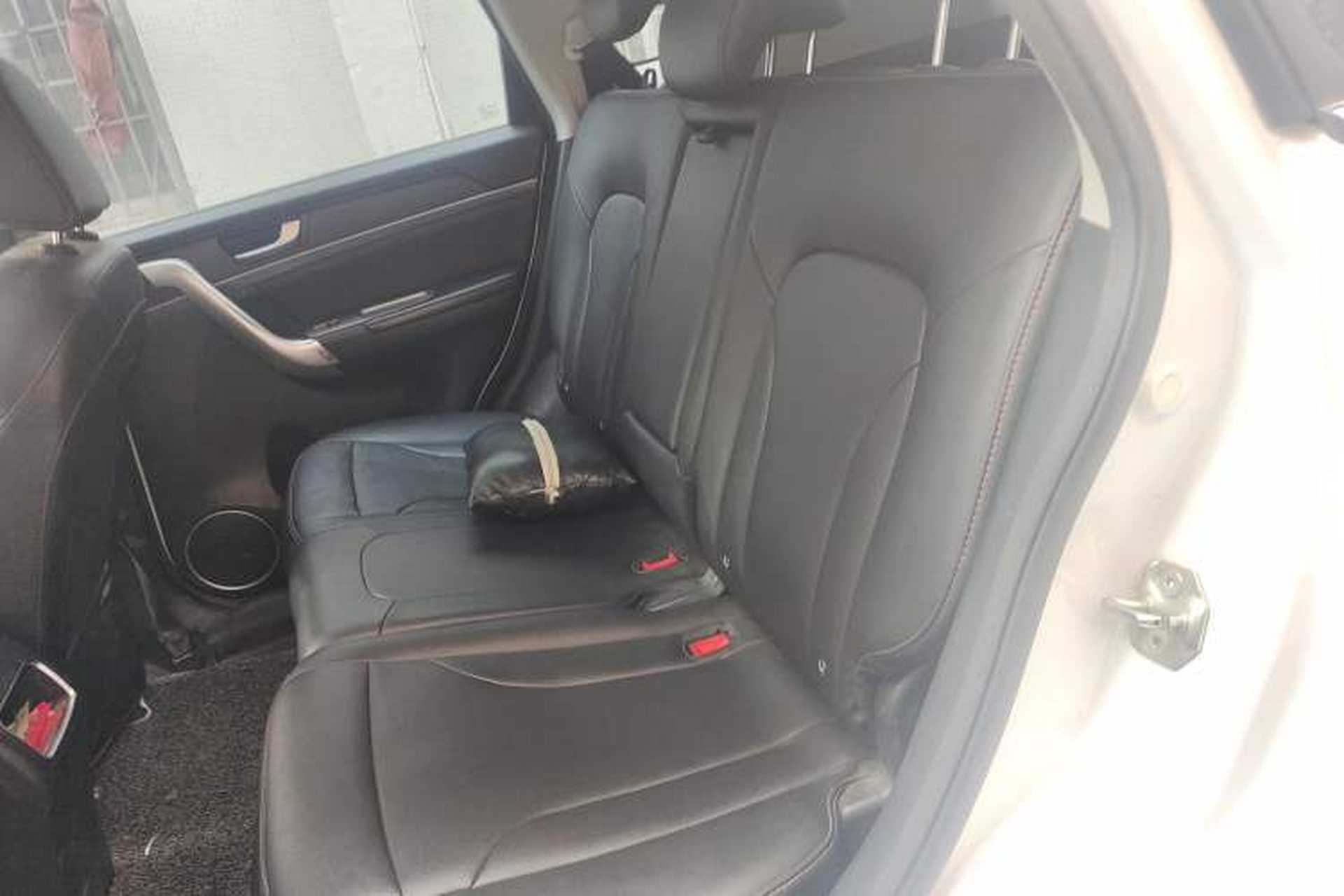 Used Haval H6 2017 Red-Label Sport Edition 1.5T Automatic Two-Wheel Drive Luxury Model Interior 4