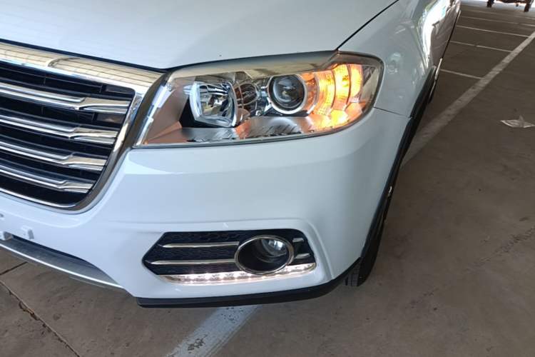 Used Haval H6 2017 Red-Label Sport Edition 1.5T Manual Two-Wheel Drive Elite Model Left Front Headlight