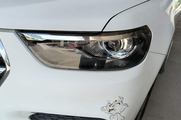 Used Haval H6 2017 Blue Label Sport Edition 1.5T Automatic Two-Wheel Drive Luxury Model Left Front Headlight