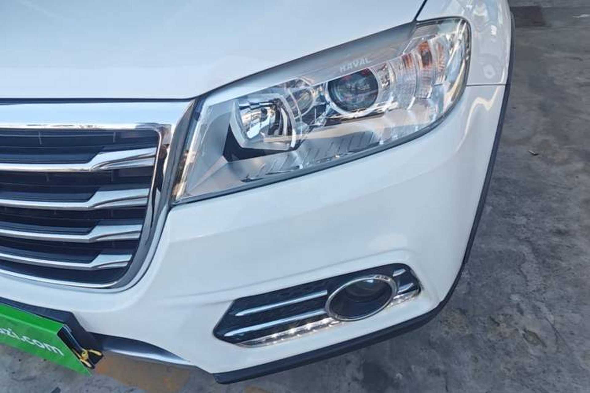 Used Haval H6 2017 Restyled Red-Label Sport Version 1.5T Automatic Two-Wheel Drive Luxury Trim Left Front Headlight