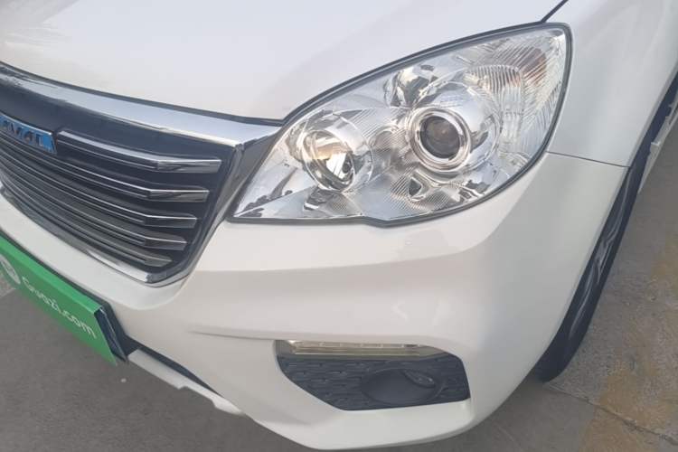 Used Haval H6 2017 Classic Edition 1.5T Manual Two-Wheel Drive Value Model Left Front Headlight