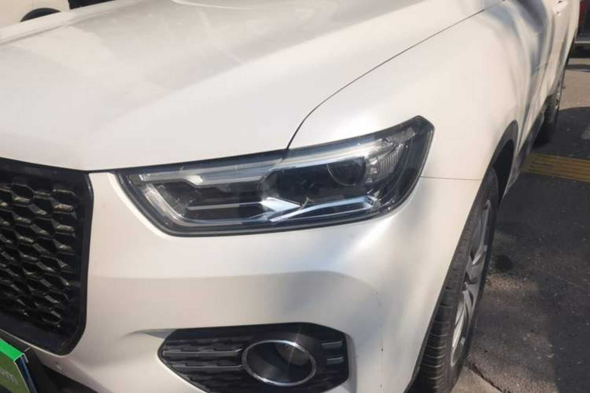 Used Haval H6 2017 Red-Label 1.5T Automatic Two-Wheel Drive Smart Edition Left Front Headlight