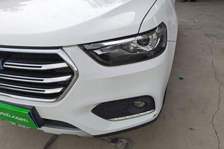Used Haval H6 2017 Revised Blue-Label Sport Version 1.5T Automatic Two-Wheel Drive Luxury Trim Left Front Headlight