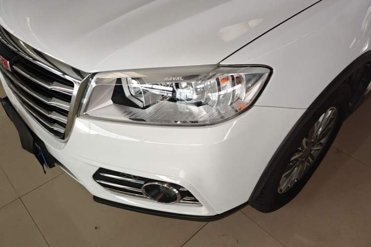 Used Haval H6 2017 Red-Label Sport Edition 1.5T Automatic Two-Wheel Drive Luxury Model Left Front Headlight
