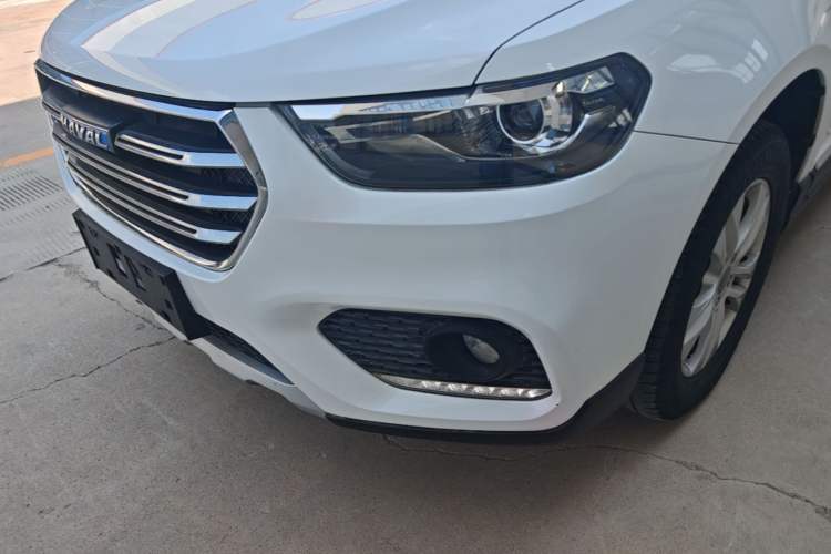 Used Haval H6 2017 Blue Label Sport Edition 1.5T Manual Two-Wheel Drive Elite Model Left Front Headlight