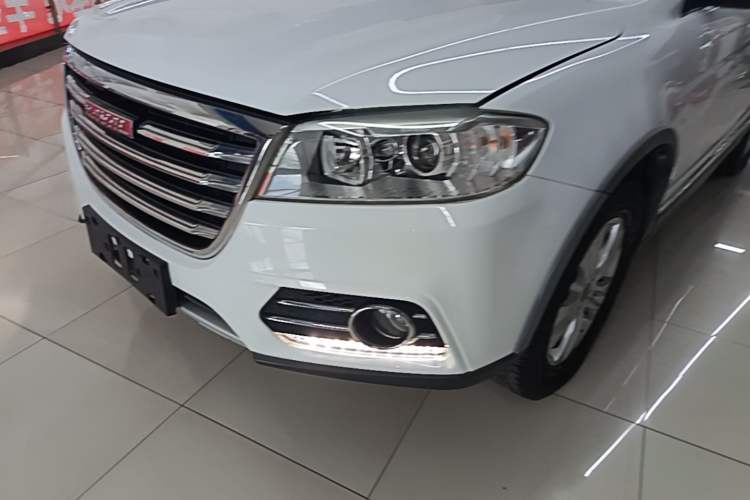 Used Haval H6 2017 Red-Label Sport Edition 1.5T Manual Two-Wheel Drive Elite Model Left Front Headlight