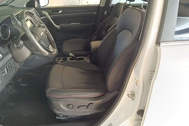 Used Haval H6 2017 Red-Label Sport Edition 1.5T Automatic Two-Wheel Drive Luxury Model Left Front Seat
