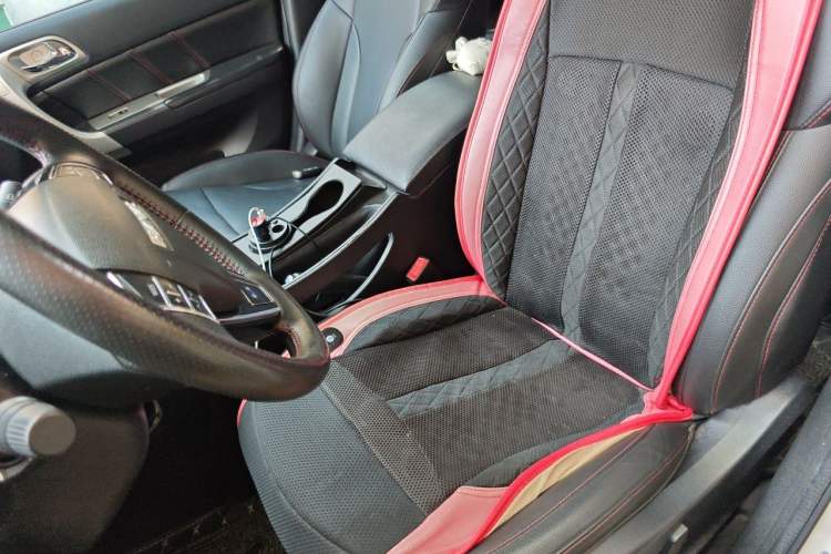 Used Haval H6 2017 Classic Edition 1.5T Automatic Two-Wheel Drive Elite Model Left Front Seat