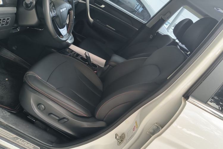 Used Haval H6 2017 Red-Label Sport Edition 1.5T Automatic Two-Wheel Drive Luxury Model Left Front Seat