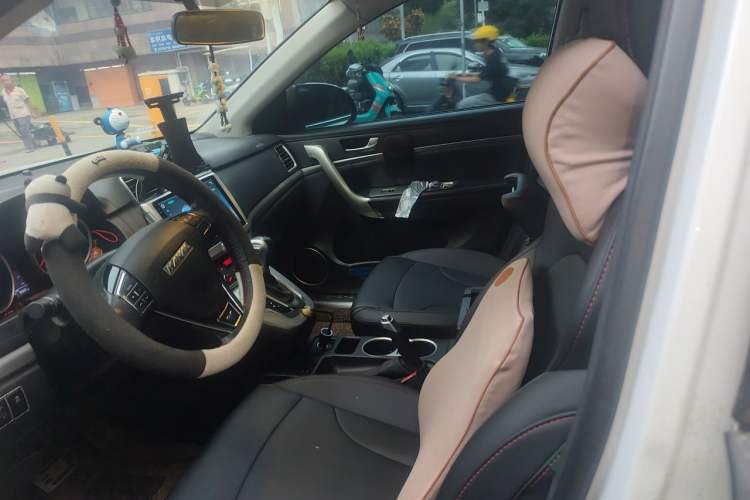 Used Haval H6 2017 Blue Label Sport Edition 1.5T Automatic Two-Wheel Drive Luxury Model Left Front Seat