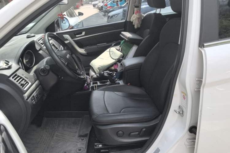 Used Haval H6 2017 Red-Label Sport Edition 1.5T Automatic Two-Wheel Drive Luxury Model Left Front Seat