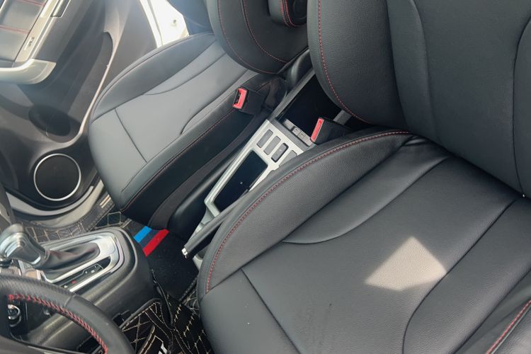 Used Haval H6 2017 Classic Edition 1.5T Automatic Two-Wheel Drive Urban Model Left Front Seat