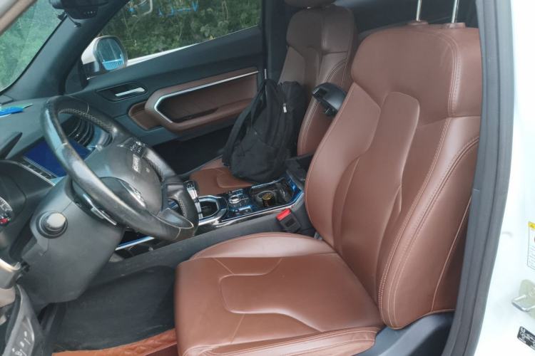 Used Haval H6 2017 Red Label 2.0T Automatic Two-Wheel Drive ZhiShang Model Left Front Seat