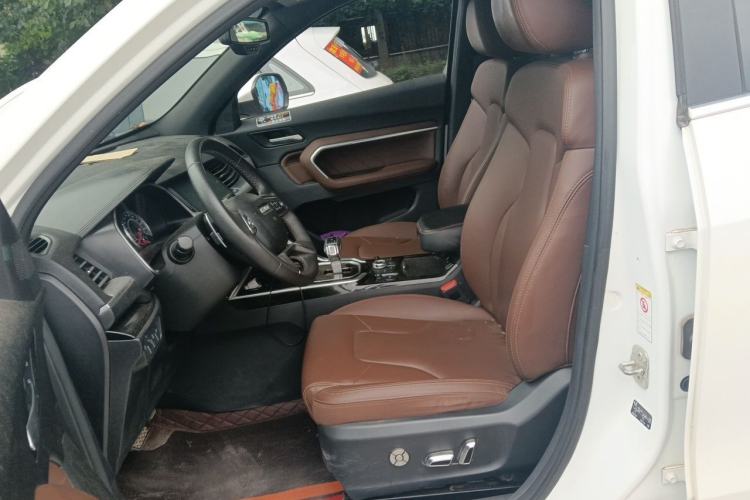 Used Haval H6 2017 Red Label 2.0T Automatic Two-Wheel Drive ZhiShang Model Left Front Seat