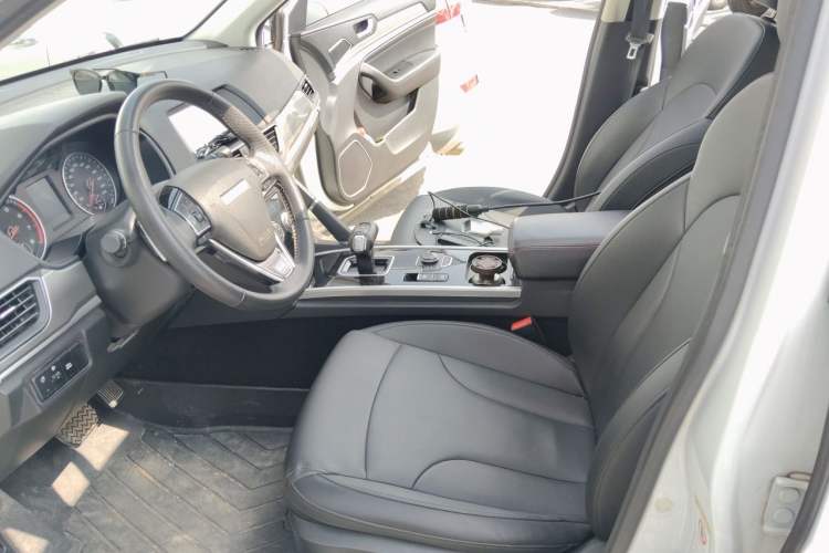Used Haval H6 2017 Revised Blue-Label Sport Version 1.5T Automatic Two-Wheel Drive Luxury Trim Left Front Seat