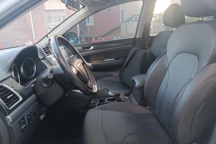 Used Haval H6 2017 Red-Label Sport Edition 1.5T Automatic Two-Wheel Drive Luxury Model Left Front Seat