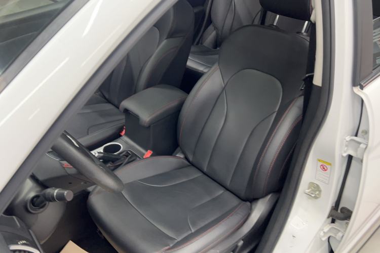Used Haval H6 2017 Revised Blue-Label Sport Version 1.5T Automatic Two-Wheel Drive Luxury Trim Left Front Seat