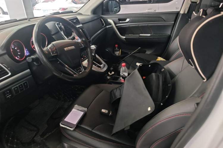 Used Haval H6 2017 Red-Label Sport Edition 1.5T Automatic Two-Wheel Drive Luxury Model Left Front Seat