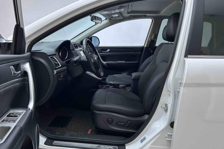 Used Haval H6 2017 Red-Label Sport Edition 1.5T Automatic Two-Wheel Drive Luxury Model Left Front Seat