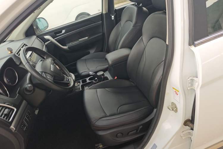 Used Haval H6 2017 Revised Blue-Label Sport Version 1.5T Automatic Two-Wheel Drive Luxury Trim Left Front Seat