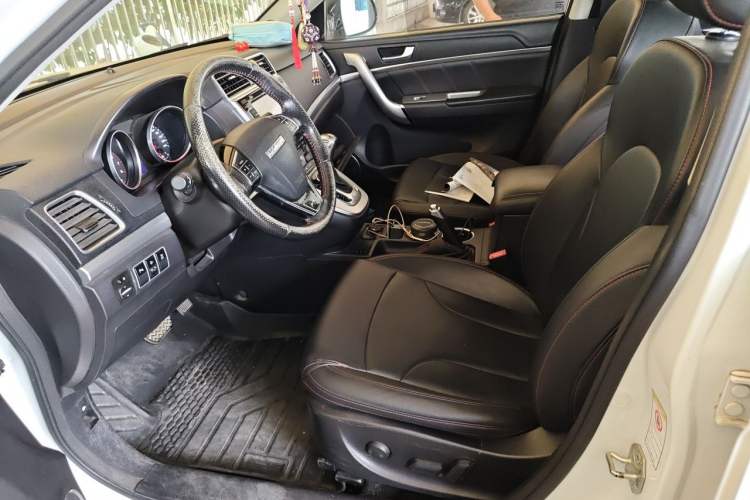 Used Haval H6 2017 Red-Label Sport Edition 1.5T Automatic Two-Wheel Drive Luxury Model Left Front Seat