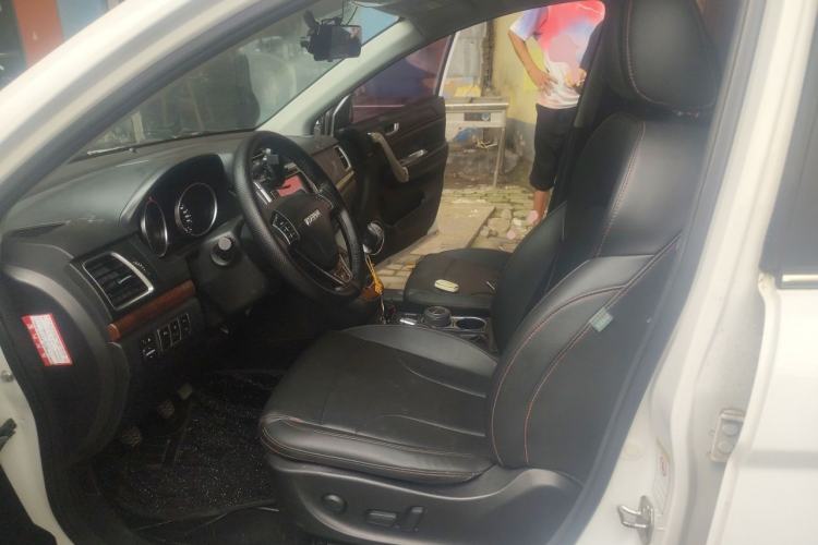 Used Haval H6 2017 Red-Label Sport Edition 1.5T Manual Two-Wheel Drive Prestige Model Left Front Seat