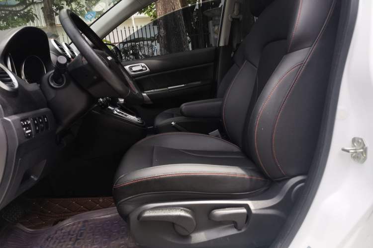 Used Haval H6 2017 Classic Edition 1.5T Automatic Two-Wheel Drive Urban Model Left Front Seat