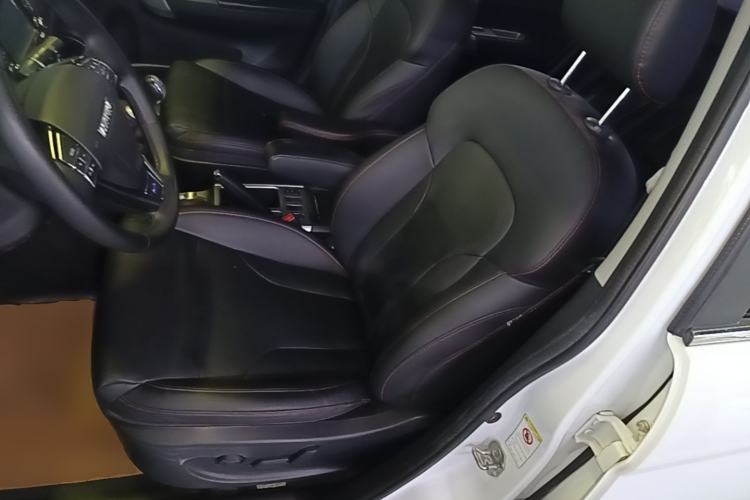 Used Haval H6 2017 Classic Edition 1.5T Manual Two-Wheel Drive Elite Model Left Front Seat