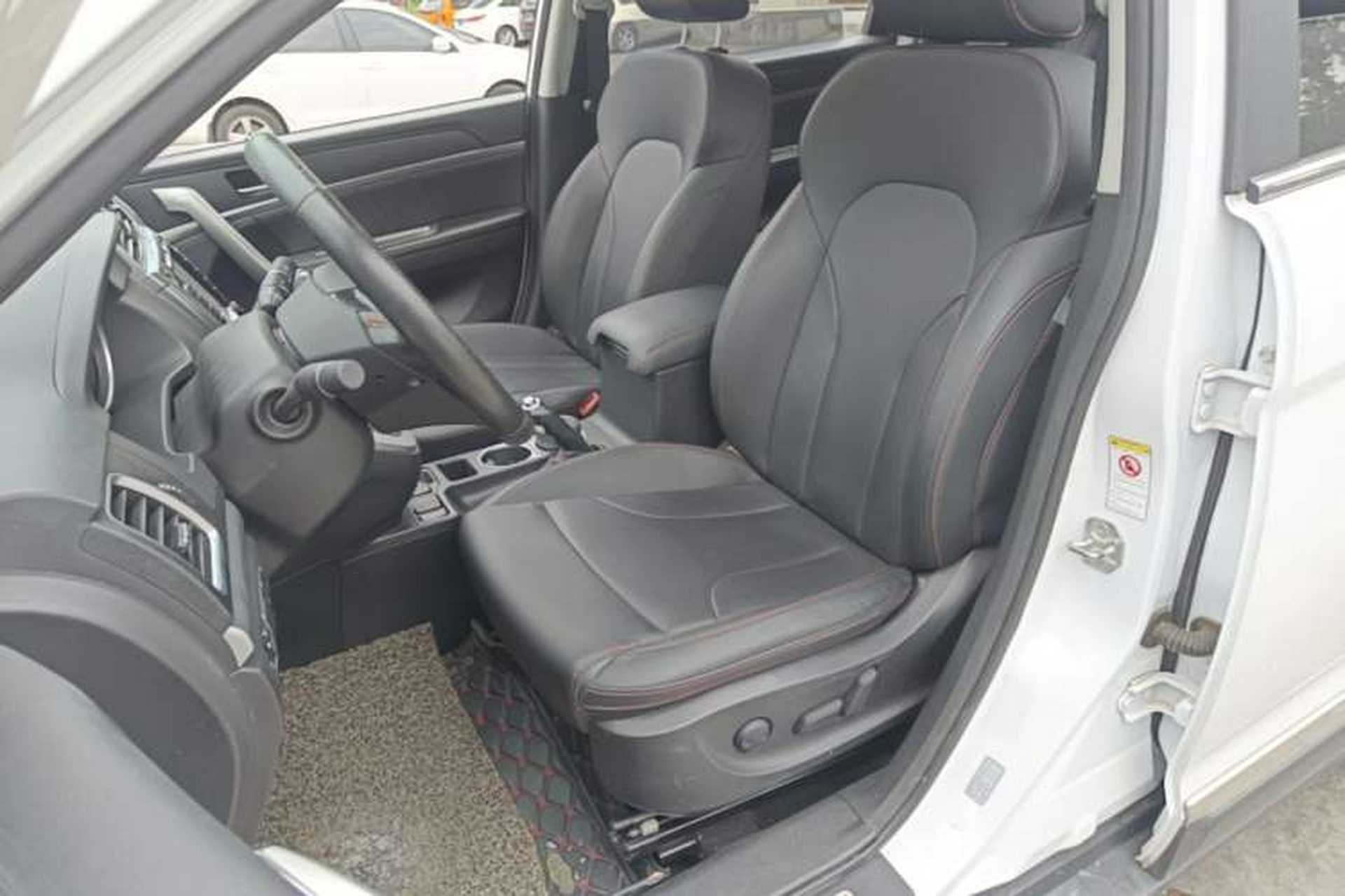 Used Haval H6 2017 Blue Label Sport Edition 1.5T Automatic Two-Wheel Drive Luxury Model Left Front Seat