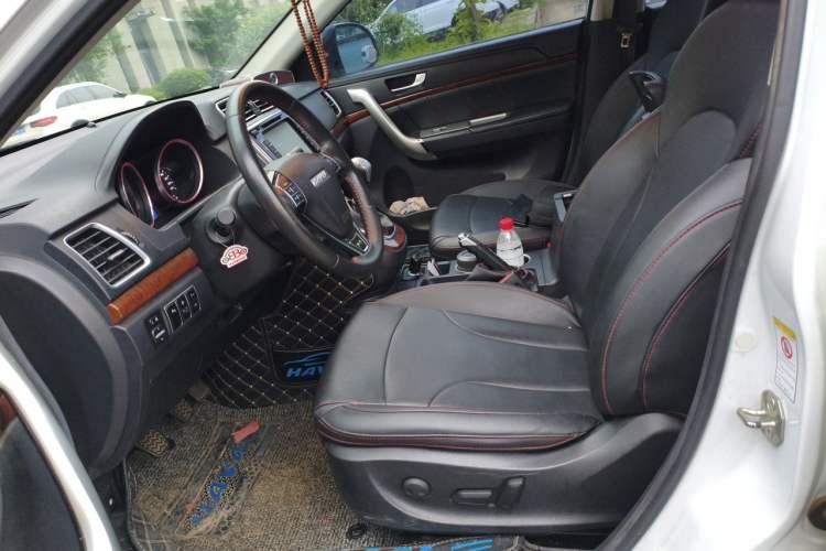 Used Haval H6 2017 Classic Edition 1.5T Manual Two-Wheel Drive Elite Model Left Front Seat