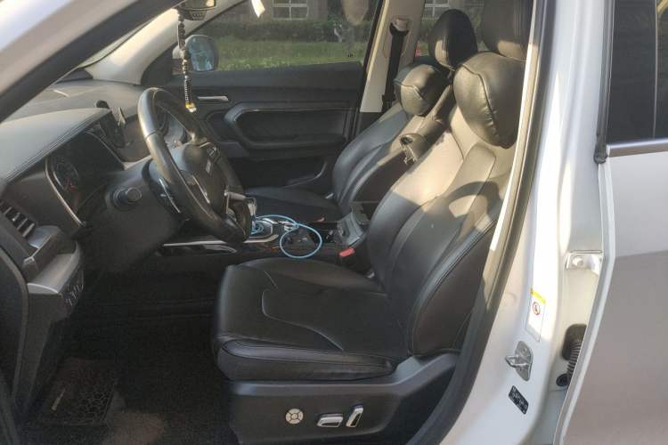 Used Haval H6 2017 Blue Label 2.0T Automatic Two-Wheel Drive Smart Edition Left Front Seat