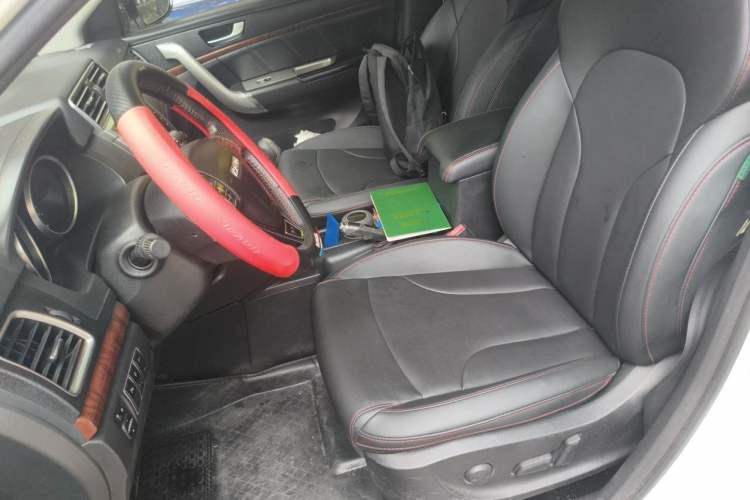 Used Haval H6 2017 Red-Label Sport Edition 1.5T Manual Two-Wheel Drive Elite Model Left Front Seat