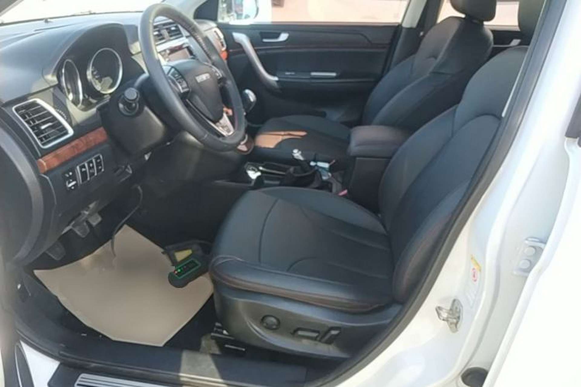 Used Haval H6 2017 Red-Label Sport Edition 1.5T Manual Two-Wheel Drive Elite Model Left Front Seat