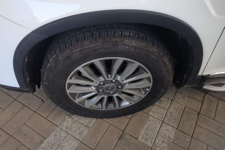 Used Haval H6 2017 Red-Label Sport Edition 1.5T Automatic Two-Wheel Drive Luxury Model Left Front Wheel Hub