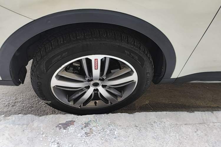 Used Haval H6 2017 Red-Label 1.5T Automatic Two-Wheel Drive Smart Edition Left Front Wheel Hub