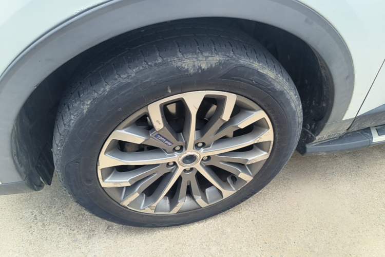 Used Haval H6 2017 Blue Label 2.0T Automatic Two-Wheel Drive Smart Edition Left Front Wheel Hub