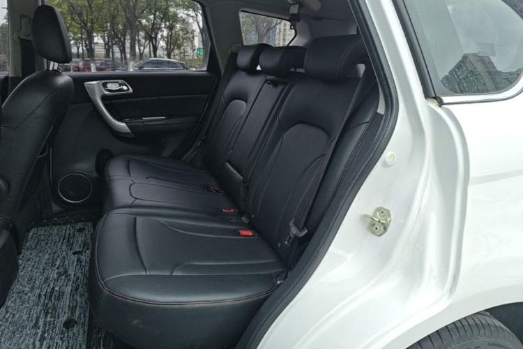 Used Haval H6 2017 Classic Edition 1.5T Automatic Two-Wheel Drive Elite Model Left Rear Seat