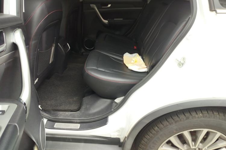 Used Haval H6 2017 Red-Label Sport Edition 1.5T Automatic Two-Wheel Drive Luxury Model Left Rear Seat