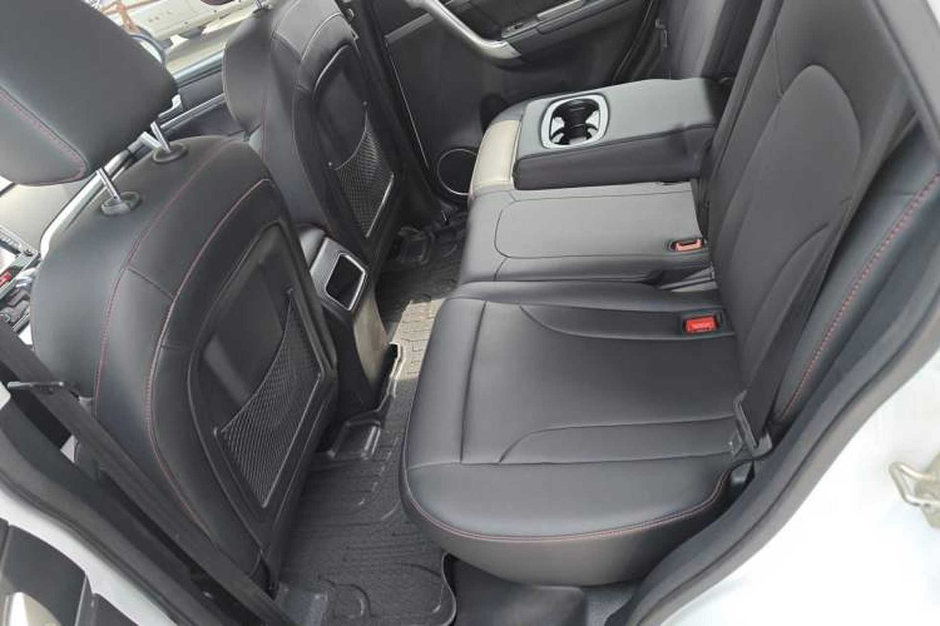 Used Haval H6 2017 Red-Label Sport Edition 1.5T Automatic Two-Wheel Drive Luxury Model Left Rear Seat