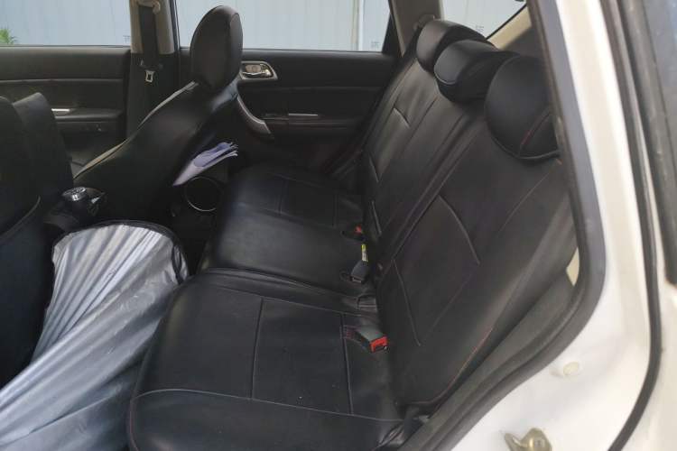 Used Haval H6 2017 Classic Edition 1.5T Manual Two-Wheel Drive Value Model Left Rear Seat