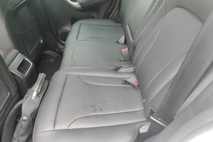 Used Haval H6 2017 Red-Label Sport Edition 1.5T Manual Two-Wheel Drive Elite Model Left Rear Seat