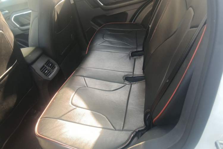 Used Haval H6 2017 Red Label 2.0T Automatic Two-Wheel Drive ZhiShang Model Left Rear Seat