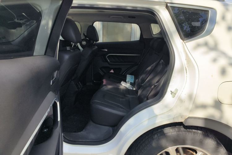 Used Haval H6 2017 Red Label 2.0T Automatic Two-Wheel Drive ZhiShang Model Left Rear Seat