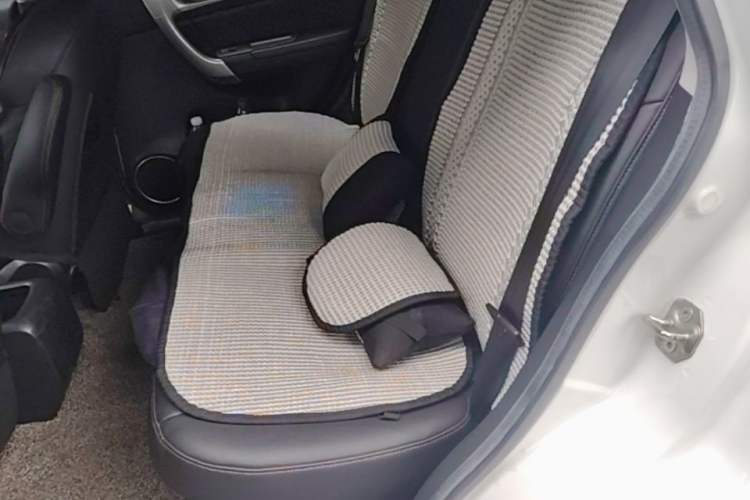 Used Haval H6  Left Rear Seat