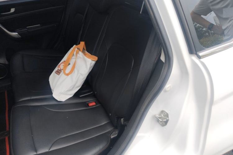 Used Haval H6 2017 Blue Label Sport Edition 1.5T Automatic Two-Wheel Drive Luxury Model Left Rear Seat