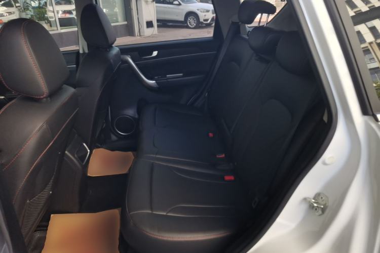 Used Haval H6 2017 Red-Label Sport Edition 1.5T Automatic Two-Wheel Drive Luxury Model Left Rear Seat